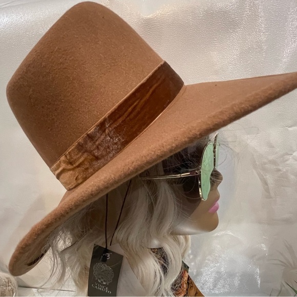 VINCE Camuto Oversized hat - Picture 5 of 6